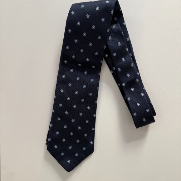 Lands' End 100% Silk Tie Navy Blue Forget-Me-Not Floral Pattern - Picture 3 of 6